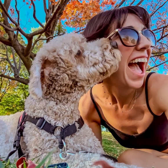 Meet your Posher, Audrey - Picture 2 of 2